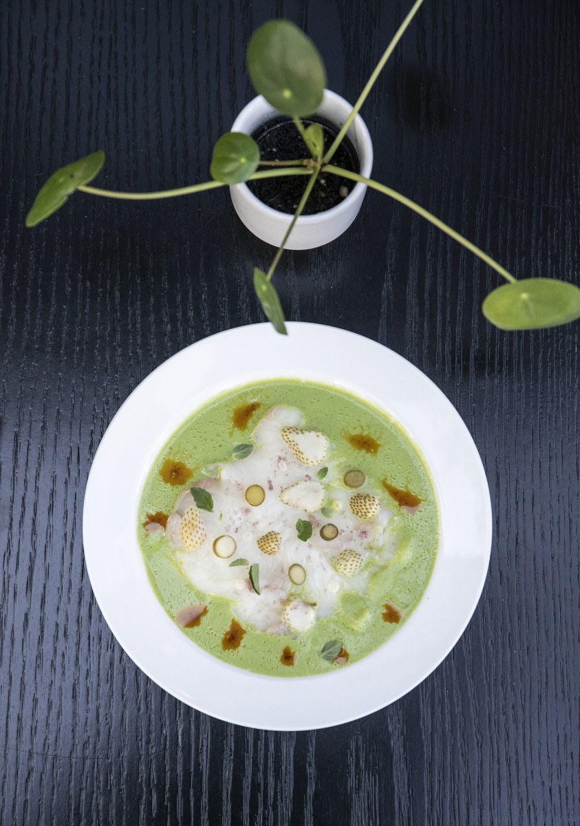  : what's to eat? : Gary Nolton - Photographer / Cinematographer 